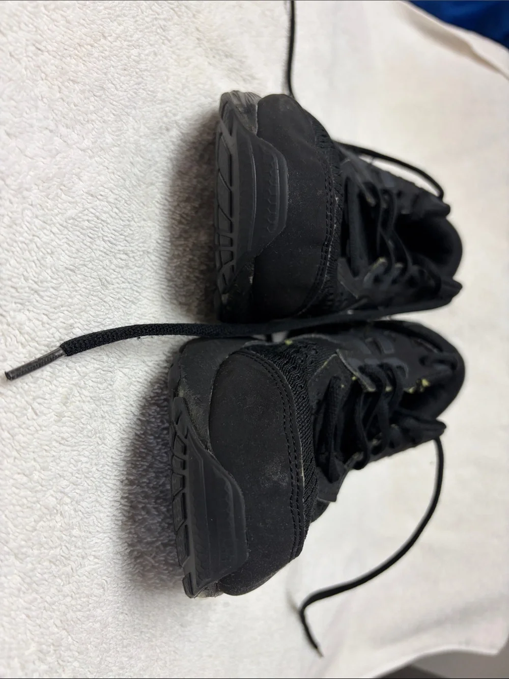 ASICS GEL-Contend 8 Men’s Black Running Walking Shoes Size